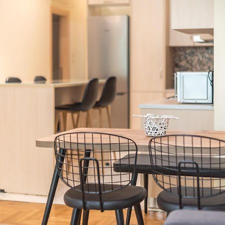 Elegant Home In Quiet Street By Cloudkeys Атина Екстериор снимка